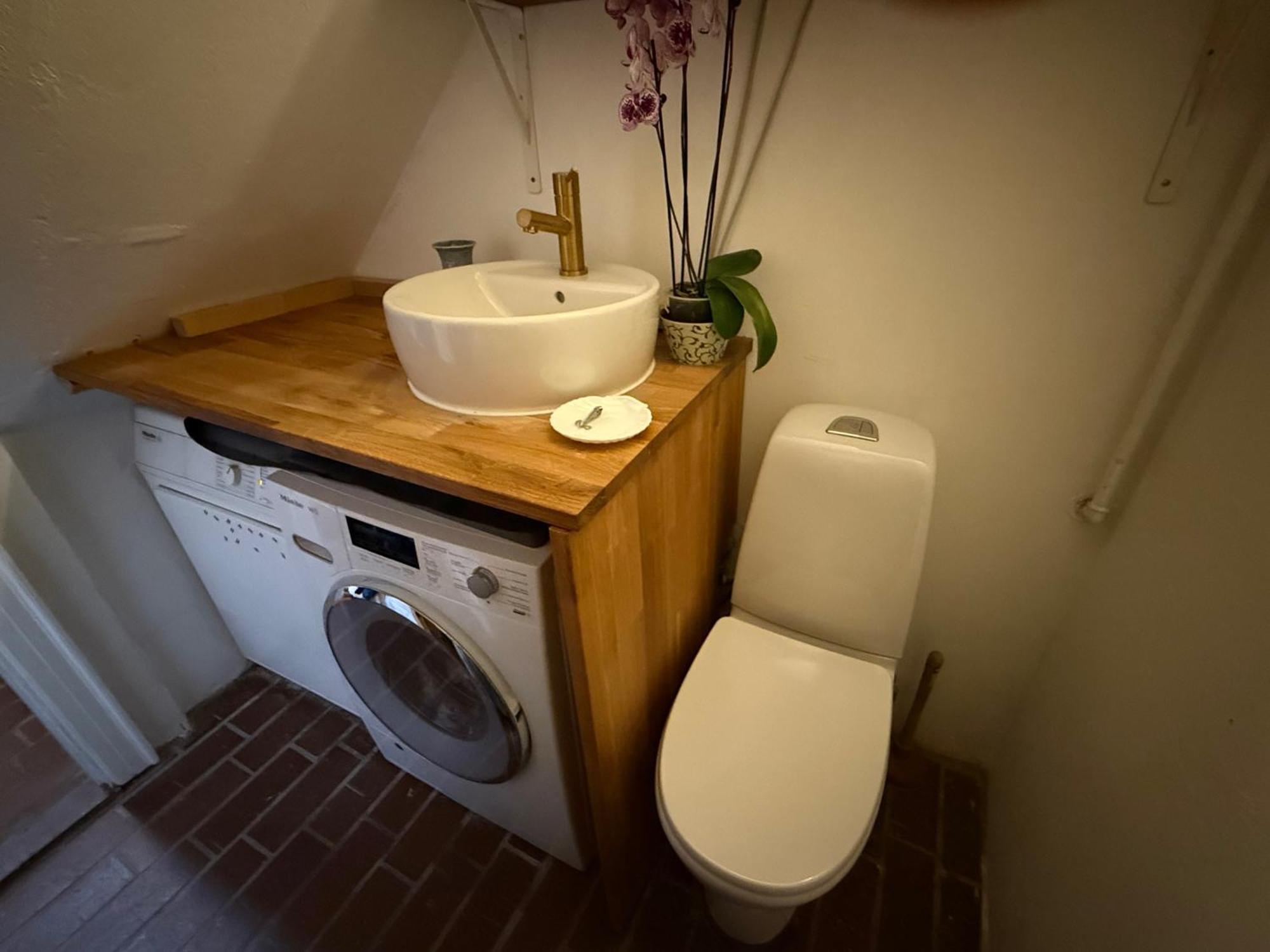 Apartamento Cozy Chambers With Sunny Garden *