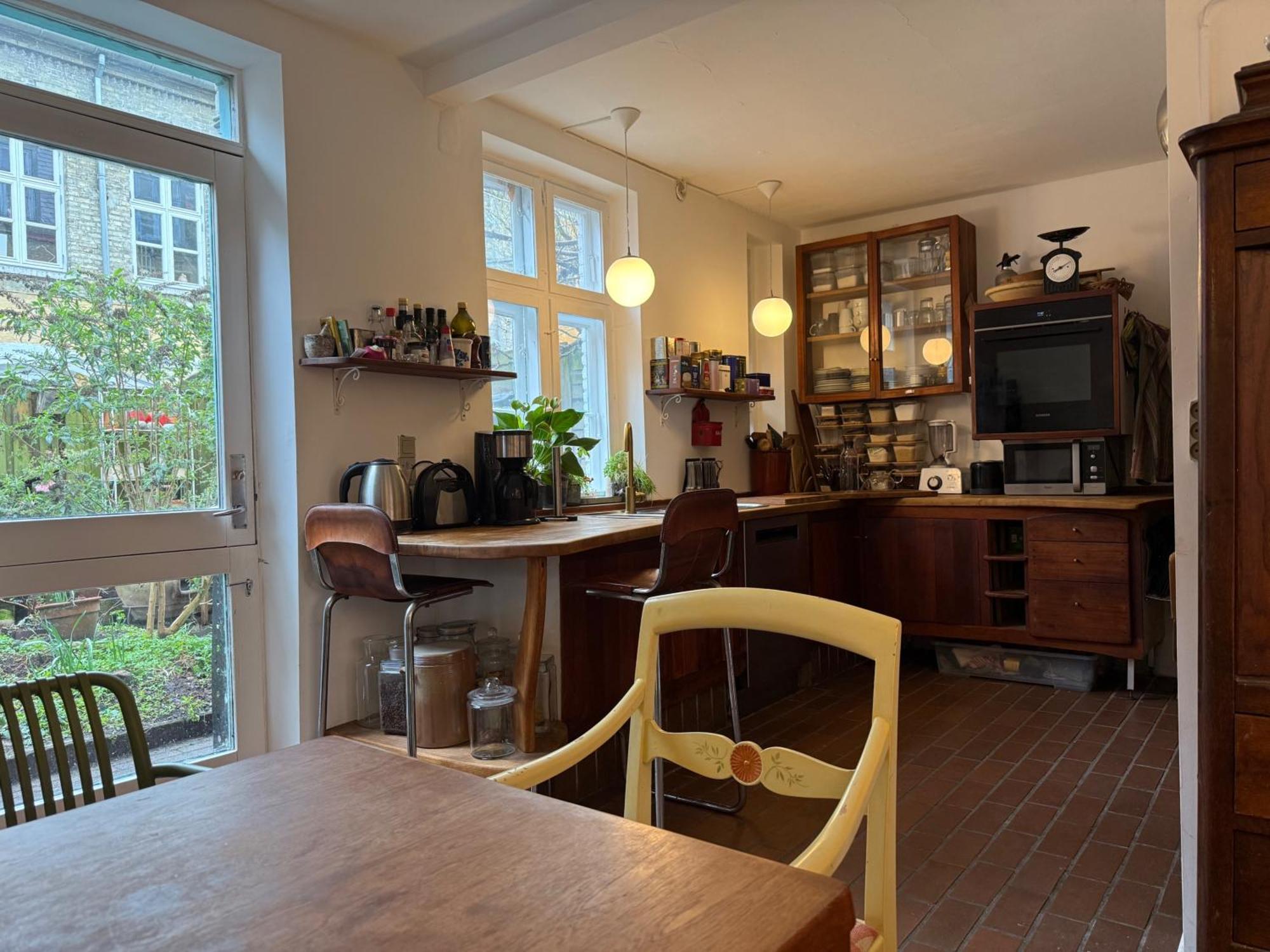 Cozy Chambers With Sunny Garden Apartamento *